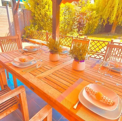 La Douce Rive Villa *